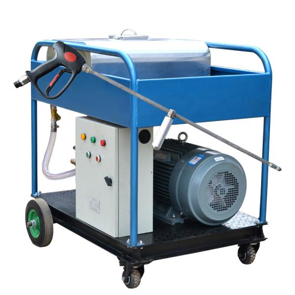 Máquina de limpieza con chorro de agua a alta presión de 500 bar para la eliminación de óxido y pintura en barcos y aplicaciones marinas