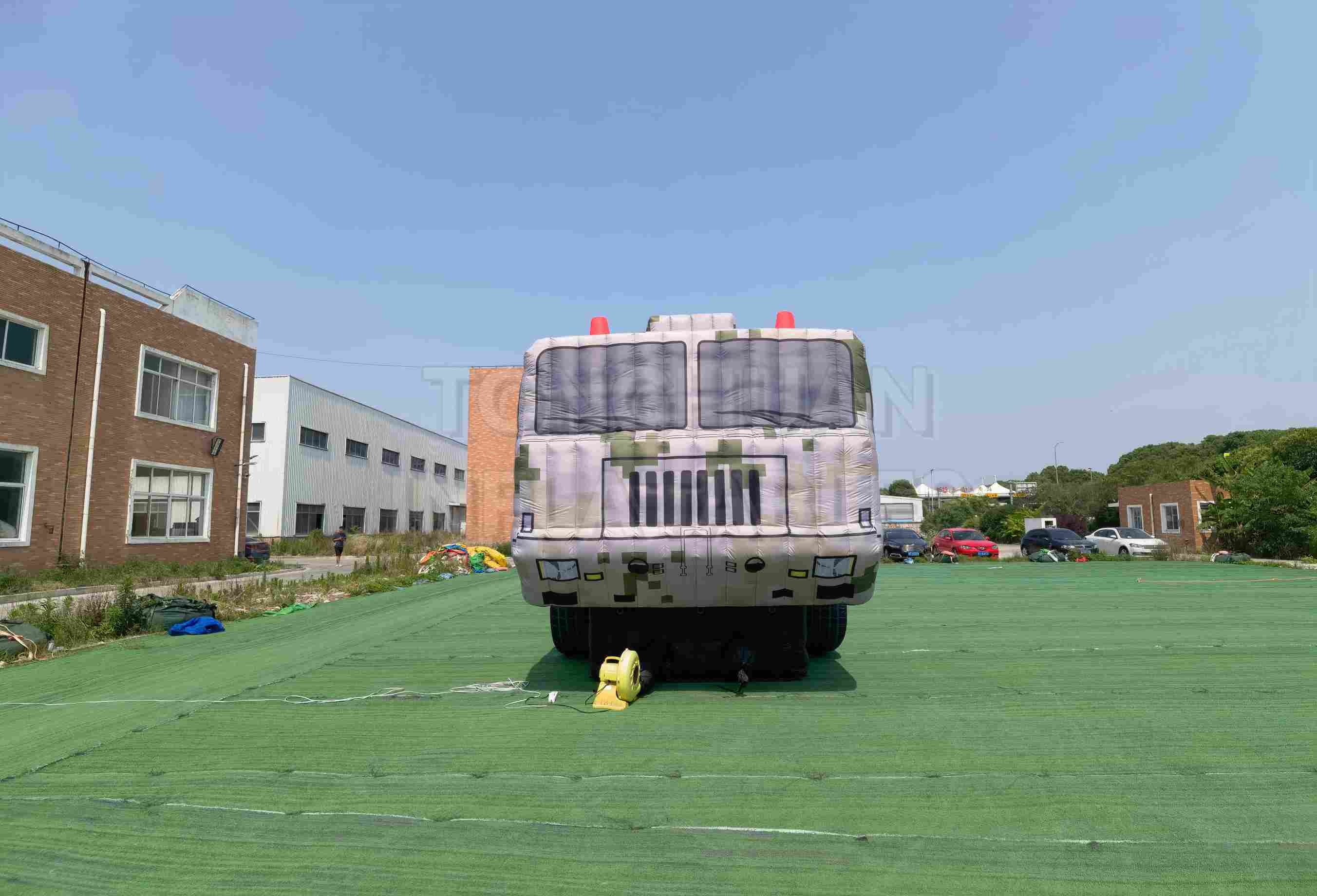 Custom Inflatable Launcher Vehicle Decoy with Vertical Canister Structures and Camouflage Truck Body for Training Displays and Outdoor Simulation Projects