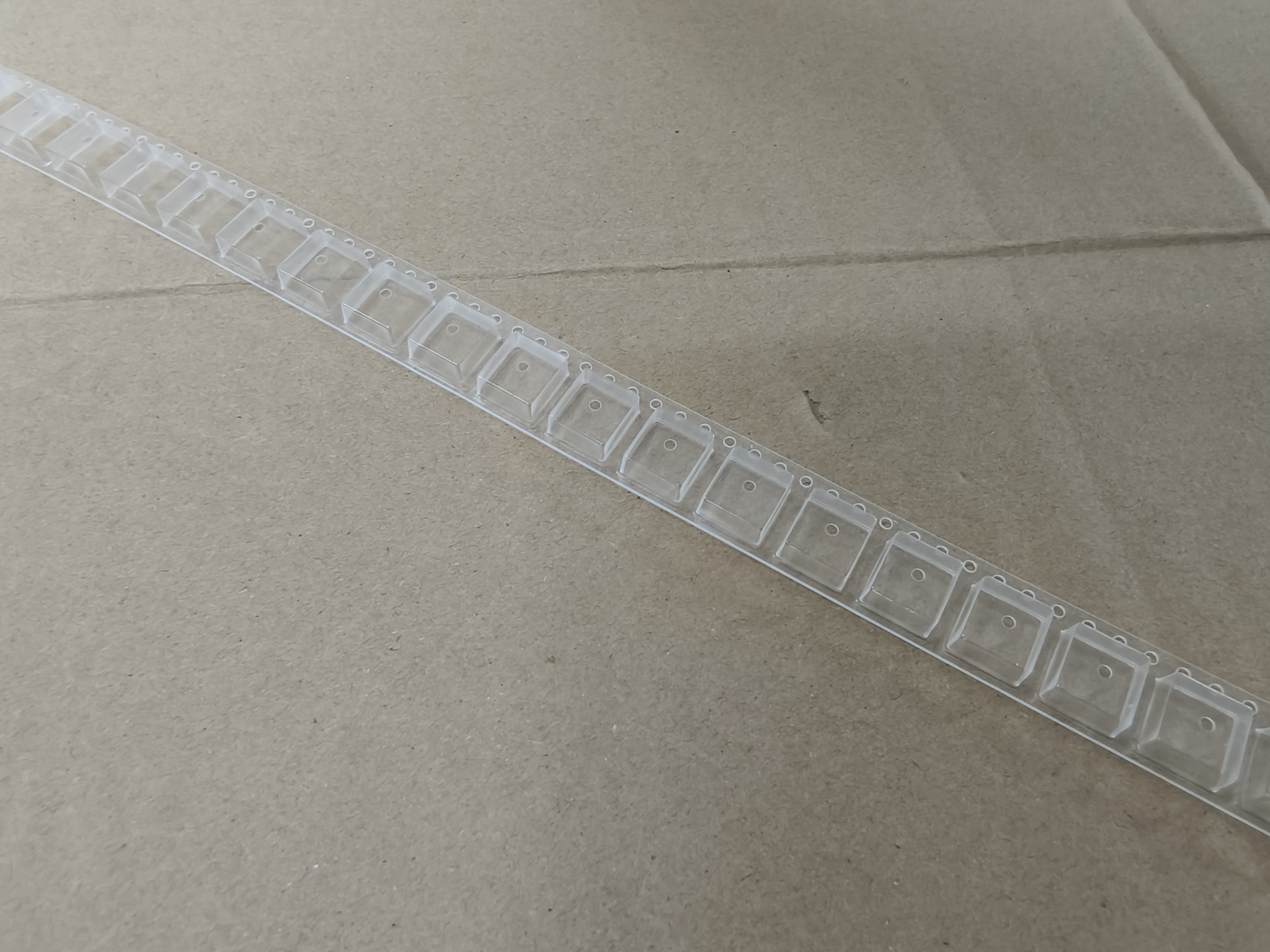 16mm Transparent SMD Carrier Tape Clear Embossed Plastic Tape for SMT Electronic Component Packaging