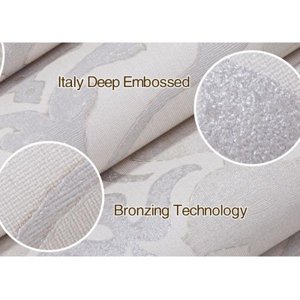 Creamy White Living Room Wallpaper with Embossed Symmetrical Floral Pattern