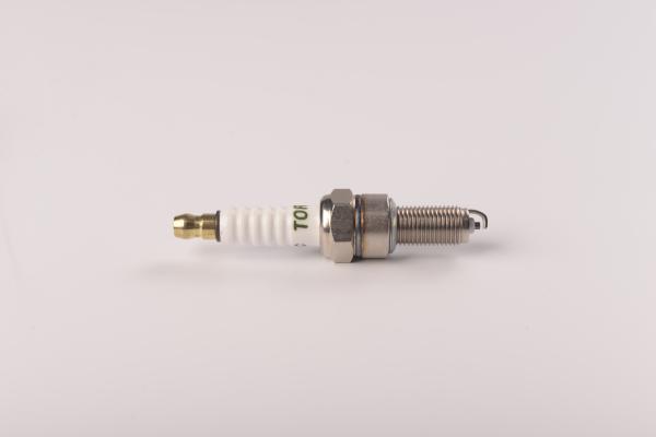 B7RTC High Performance Motorcycle Parts Spark Plug for Honda Kawasaki Yamaha