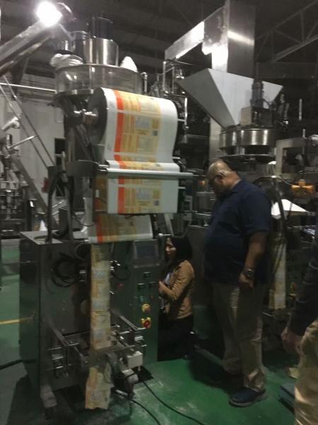 high accuracy full automatic cocoa powder/flour powder/starch powder packing machine price