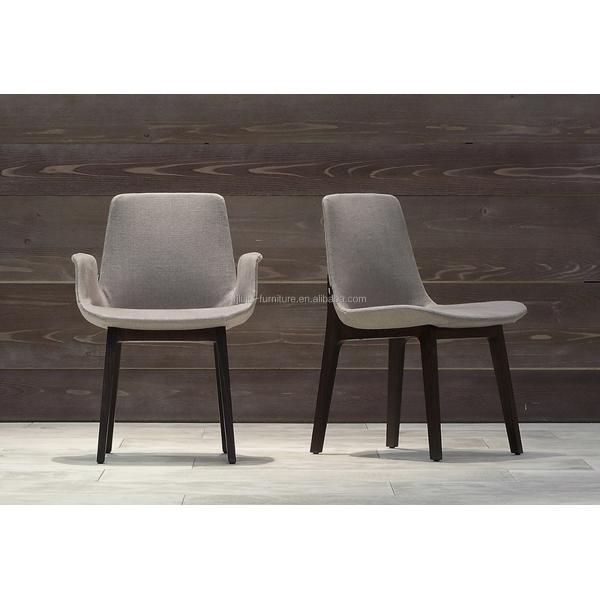 Silla de comedor de madera de diseño moderno para arreglos personalizados de asientos en restaurantes