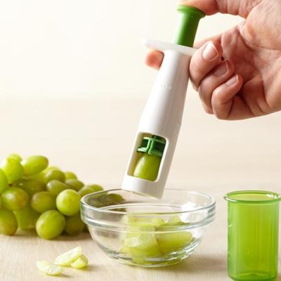 Mutil Function Plastic Cherry Tomato Slicer White Green 18 * 6.5cm For Kitchen