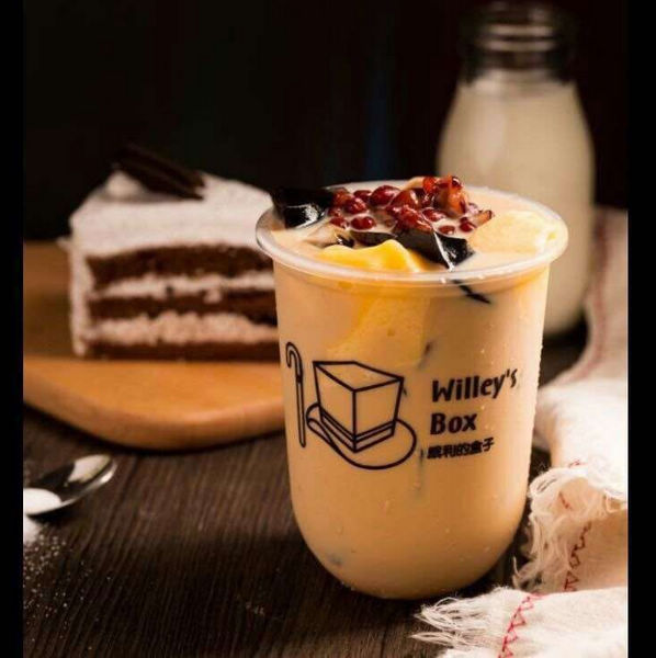 Таможня десерта ясного любимца пластиковая напечатала пластиковые чашки, устранимую партию чашки носят крышки купола уха