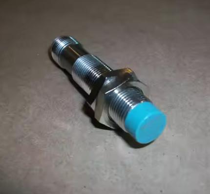 Pepperl+Fuchs NBB8-18GM50-E2-10M Inductive Proximity Sensor 8-18mm Range 10-30V DC M18 Housing 10m Cable  IP67 High-Temperature Resistant Industrial Automation