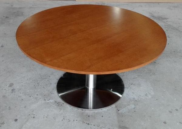 Durable Wooden Dining Room Tables Polished Metal For Restaurant