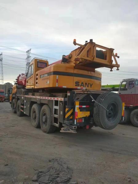 Crane hydraulique de camion de 100 tonnes Crane télescopique montée sur camion pour une masse de levage maximale de 16 tonnes