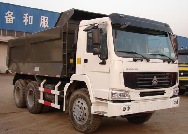 6x4 HOWO Heavy Duty Dump Truck , Commercial Heavy Tipper Trucks LHD / RHD