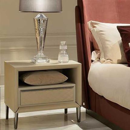 18 bege contemporâneo de couro da tabela de cabeceira de Nightstands 0.6m do italiano