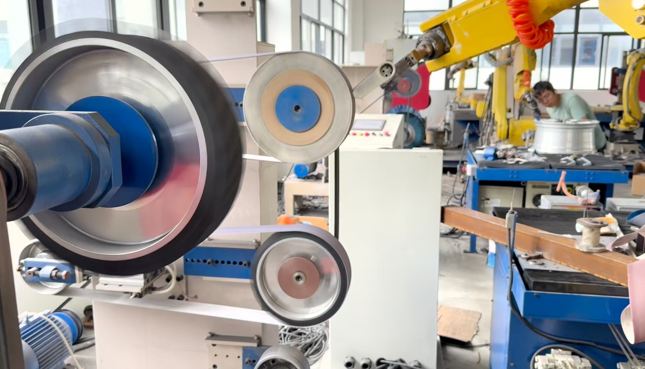 High-Performance Robotic Grinding System for Stainless Steel Bathroom Faucet Weld Seam Finishing