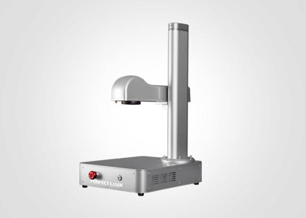 máquina Desktop de 20W Mini Fiber Laser Marking Engraving para o plástico do PVC