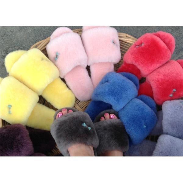 Тапочки 100% тапочек овчины оптовой продажи цветов тапочек шерстей овец различным горячим выровнянные мехом