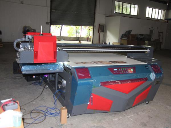 1.5 x 1.3m Flatbed UV Digital T Shirt Printer for KD Board / Plexiglas / Acrylic Sheet