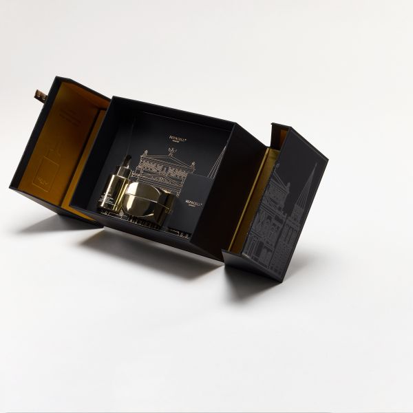 Luxury Black Magnetic Folding Gift Box Impact Resistance For Face Cream