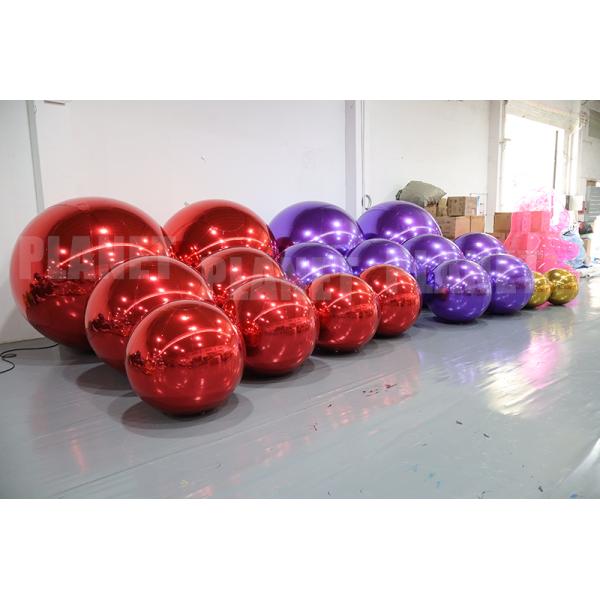 Boule disco gonflable de Noël en PVC géante, brillante, durable, violette, dorée, argentée, rouge