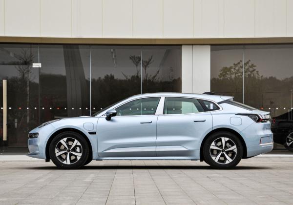 Customizable Zeekr Electric Car 001 Pure New Energy Electric Vehicle Sedan Car