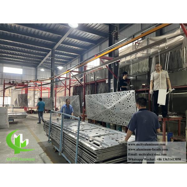 Système de façade en feuille d'aluminium en forme 3D revêtement métallique perforé