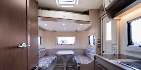 Retro Rent Camping Trailer Rv Holiday Home For Camp Spacious Space Layout