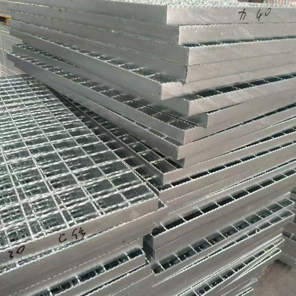 Grilles en acier galvanisé: protection contre la rouille