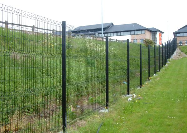 manufacture 3d wire mesh fence 1830mm x 2500mm mesh opening :50mm x 200mm diameter 5.00mm