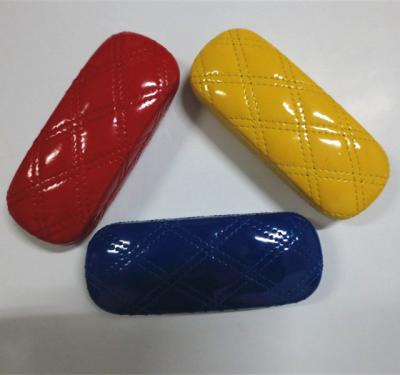 Colorful glasses cases with solid design