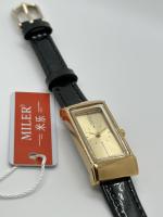 Fabricant de montres pour hommes en cuir au quartz noir pour la polyvalence classique et moderne