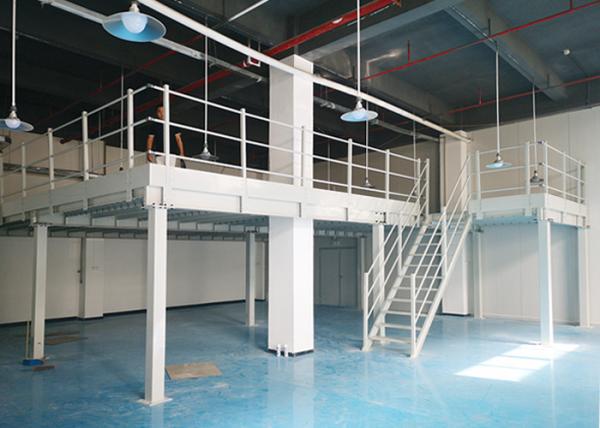 Assoalhos de mezanino resistentes do armazém do período longo com construção de aço