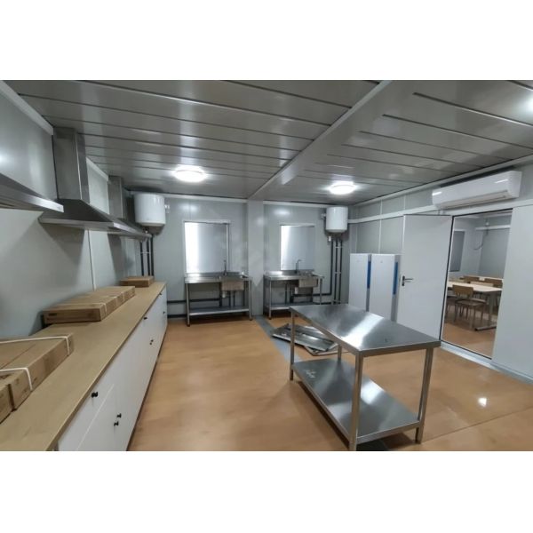 Lightweight Prefabricated Container Building Shipping House Wind Resistant 20ft