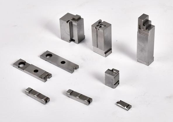 Zinc Plating Stainless Steel CNC Machined Parts With Mirror Polishing Stamping
