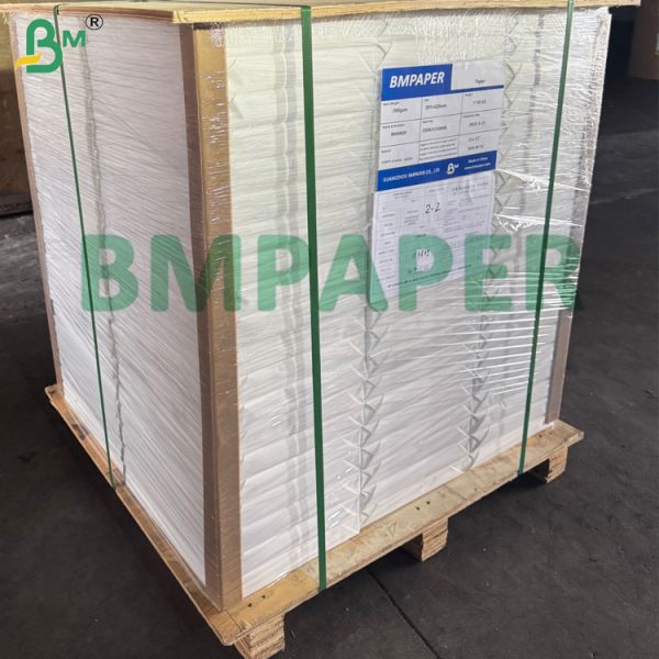 38 - 90gsm White Glassine Paper For Food Packaging Grease & Oil Resistance