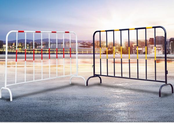 Galvanized Interlocking Steel Barricades Universal Durable Weather Resistant Barrier