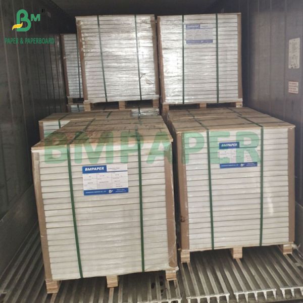 750 x 900mm 30gram 40gram Food Grade Greaseproof Paper For Tulip Baking Cups