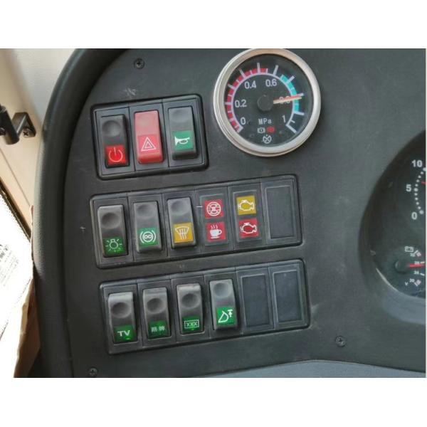 32 / 92 Seats Used Yutong City Bus Zk6105 With CNG Fuel For Public Transportation