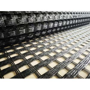 50m Soil Reinforcement Geogrid For Road Stabilization High Tensile Strength