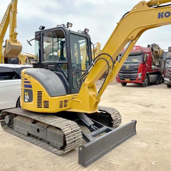 Excavadora PC55 em boas condições de 2018 com 5160 kg de peso operacional em Xangai