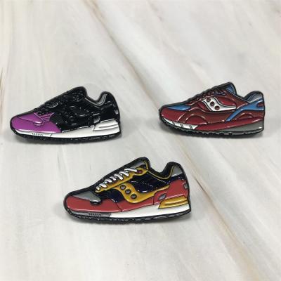 Souvenir Gift Sneaker Lapel Pin , Black Nickel Zinc Alloy Enamel Pin Shoes Badge