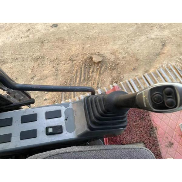 Экскаватор Doosan, используемый оригинальным экскаватором Doosan DX225LC в Южной Корее