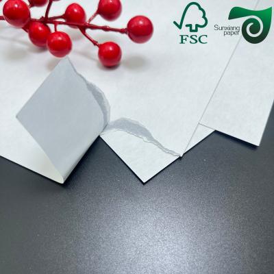 Papier à âme noire de 71 cm avec revêtement lisse 280g 300g pour l'impression de cartes à jouer FSC