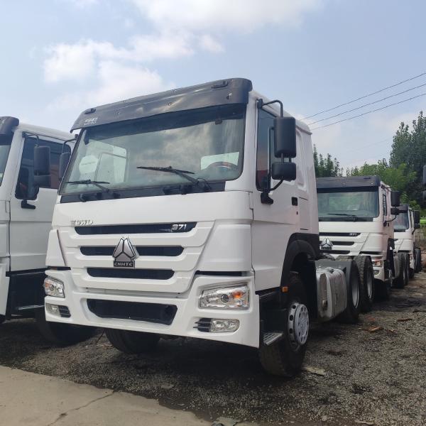 8L Engine Capacity Euro2 Fifth Wheel Tractor Truck Head Light for Your Business