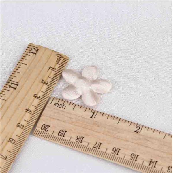 Material Satin  Applique Padded Applique Crafts For Wedding Decoration Size 25 mm