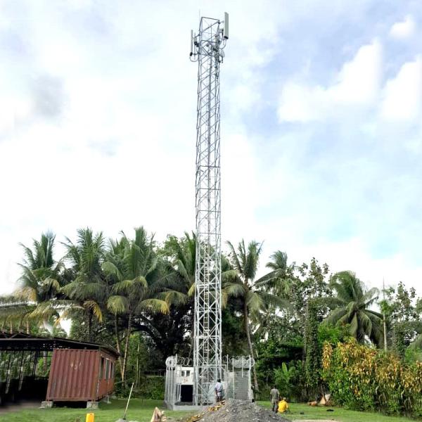 Weldable structural 20-100m Transmission Steel Tower 3 Or 4 Legged Lattice Tower
