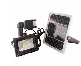 Пылезащитный солнечный приведенный в действие свет потока 100В СИД 200В для на открытом воздухе сада двора