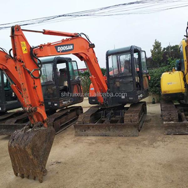 Peinture d'origine mini creuseuse utilisée doosan55/deuxième main doosan55 prix bon marché en vente
