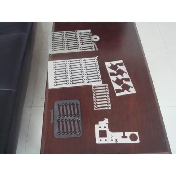 800W Stainless steel CNC Laser Cutting Equipment for kitchenware industrial