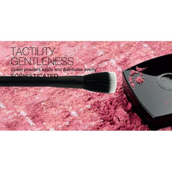 Black Long Handle Flat Top Brush Buffer Makeup Brush With White Black Nylon Hair