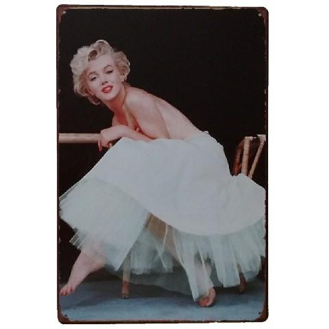 Wholesale Custom Embossed Home Wall Decor Metal Crafts Vintage Tin Poster Signs Beautiful Girls