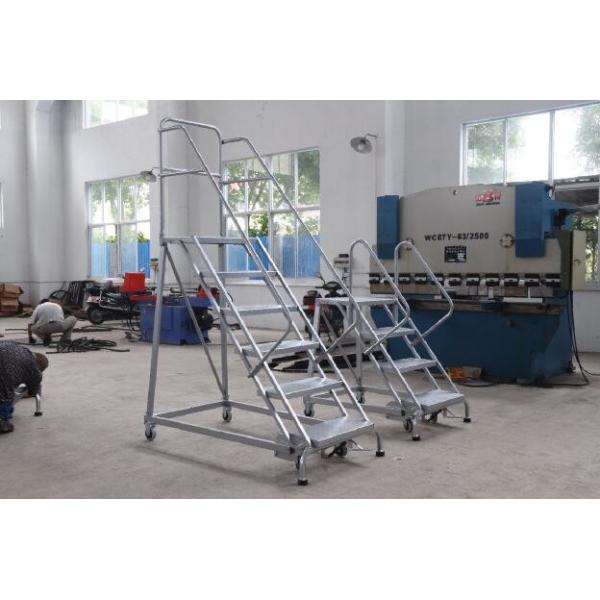Six Steps Steel Industrial Rolling Ladder 300kg 2340mm Auxiliary Equipments