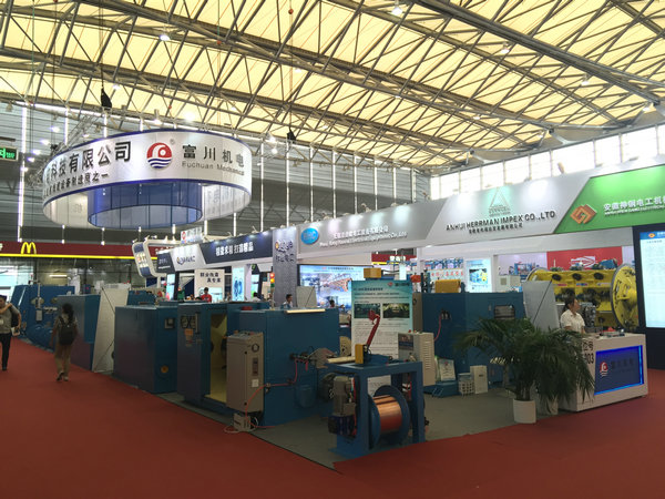PE SR-PVC Wire Extrusion Machine Plastic Insulating Diameter 500 Pay Off Bobbin