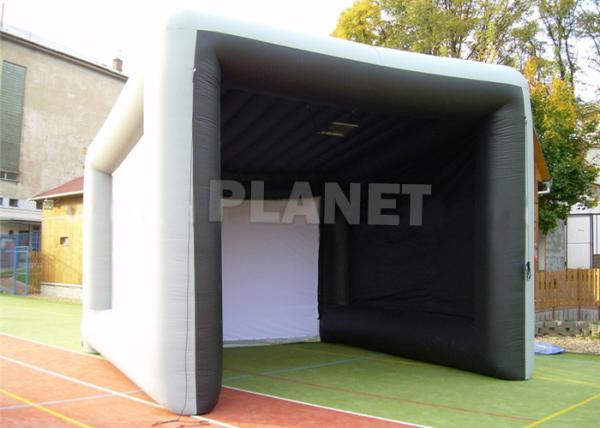 Tenda gaiola esportiva personalizada em PVC preto vedado a ar para simulador de golfe inflável